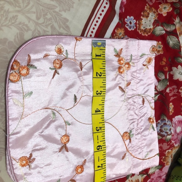 Indian party wear clutch - Picture 4 of 4